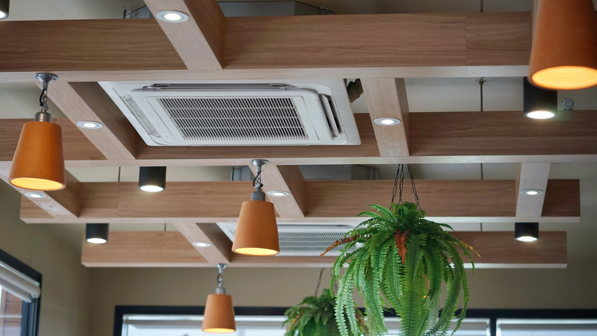 Ceiling cassette unit in HVRF air conditioning system